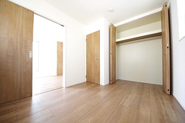 プライベートスペースである居室はより安らげ、ご満足いただける空間となります。