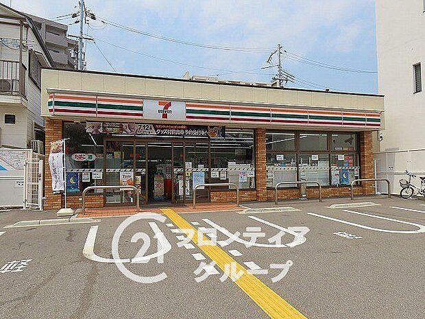 徒歩14分。セブンイレブンハートインJR須磨海浜公園駅内店まで徒歩7分。 1090m