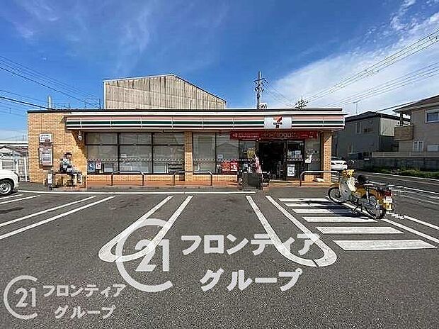 セブンイレブン明石西江井ヶ島西店 770m