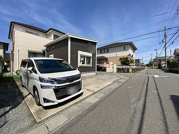             三木市自由が丘本町2丁目　中古一戸建て
  