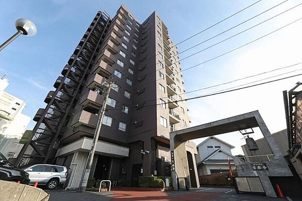 新宿エリアや神楽坂エリアへ好アクセスのマンション！牛込柳町駅徒歩1分です！