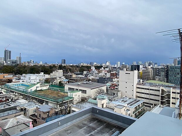 眺望や窓からの景色が良いと、家で過ごす時間も快適です。