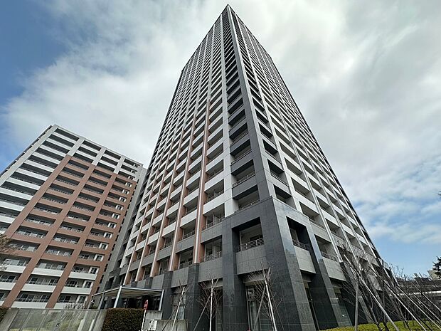             ラゾーナ川崎レジデンスセントラルタワー
  