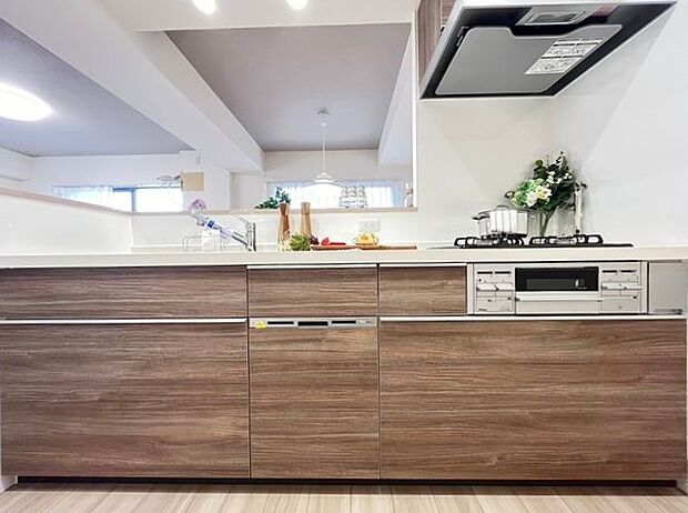 スムーズに家事をこなせる機能性に優れたキッチン。デザイン性の高い空間で効率よくお料理。