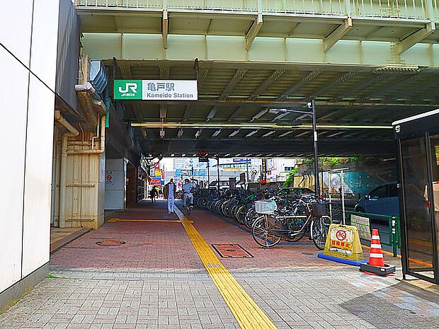 JR総武線　亀戸駅　約500m