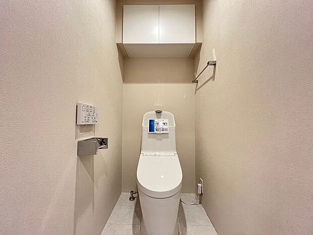 プライベート空間として機能や内装にこだわった、優しい雰囲気のトイレはリラックス空間へ。