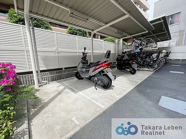 バイク置き場