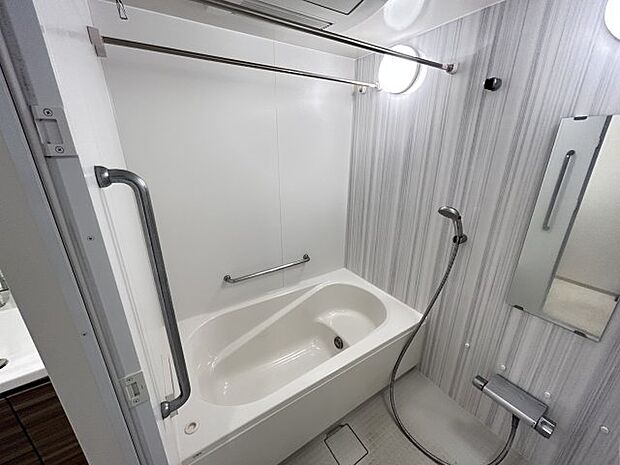 浴室　換気　乾燥　涼風　暖房　機能付きです。