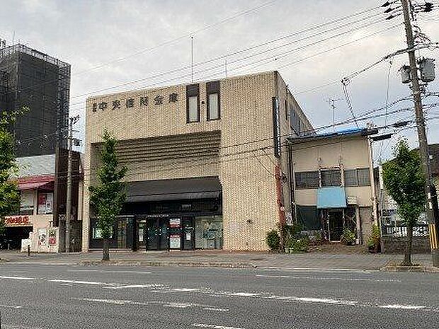 京都中央信用金庫竹田支店 420m
