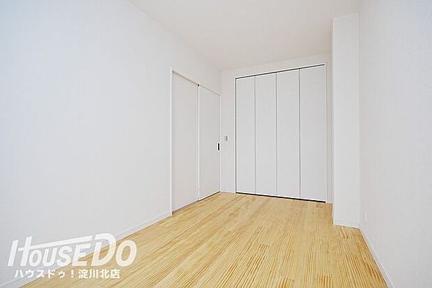 ※1階6.78帖洋室白が基調で室内も明るく、収納も大きい使いやすいお部屋です♪随時ご内覧可能です！