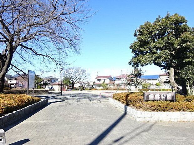 桜株公園桜株公園青梅市立新町中学校そばの公園です 400m