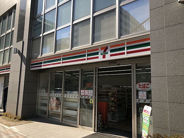 セブンイレブン名古屋桜通泉1丁目店　徒歩約1分　43m