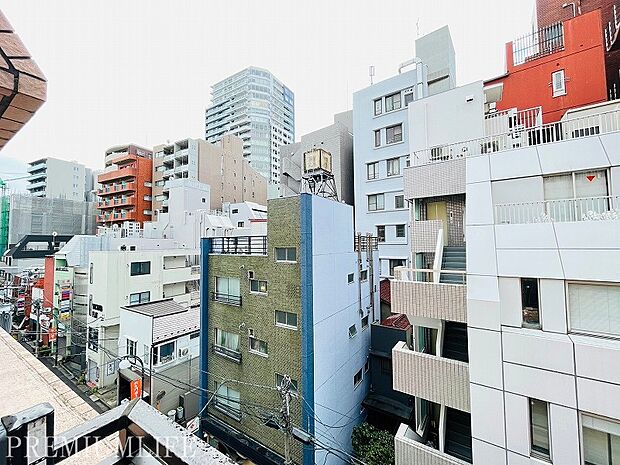 朝の澄んだ空気を吸って、清々しい気分で一日を始めましょう。