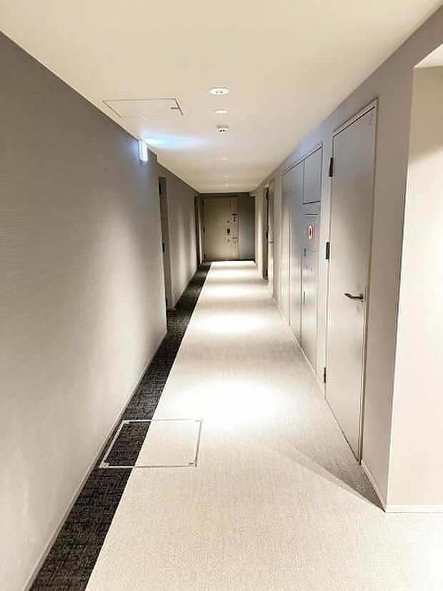 ホテルライクな内廊下設計。