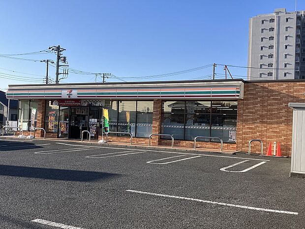 セブンイレブン 野田梅郷駅西口店（119m）