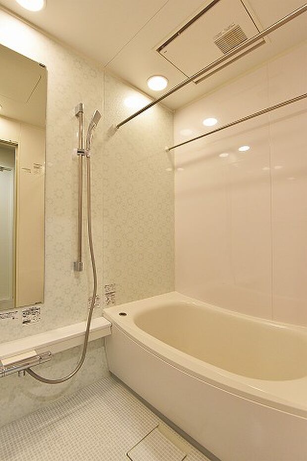 換気乾燥暖房機能付き浴室