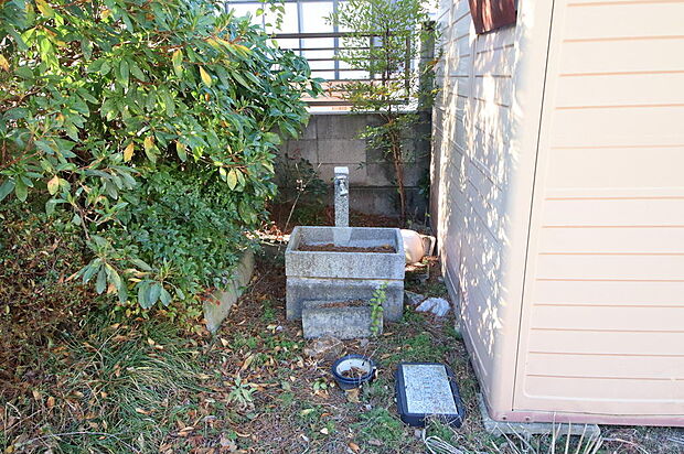 外水栓　お庭の水やりに重宝します　