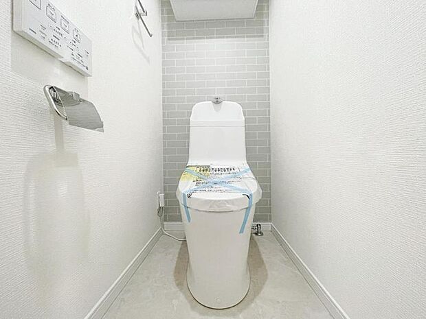 最新型のウォシュレット完備トイレ！においや汚れが付きにくいです！
