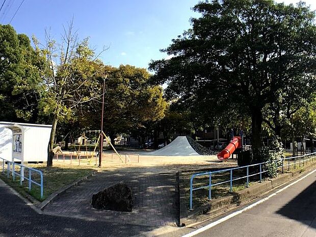 杓子田公園 470m