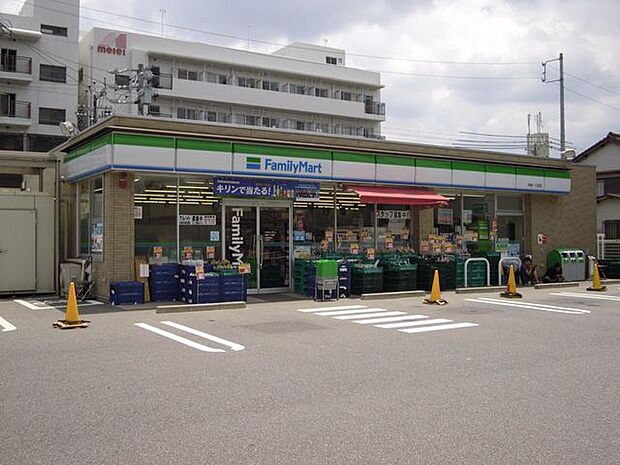 ファミリーマート　中割1丁目店 230m