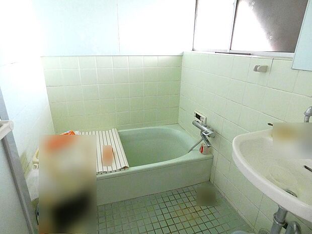 「浴室」■追い炊き機能が付いているのでいつでも暖かい湯船につかって頂けます！