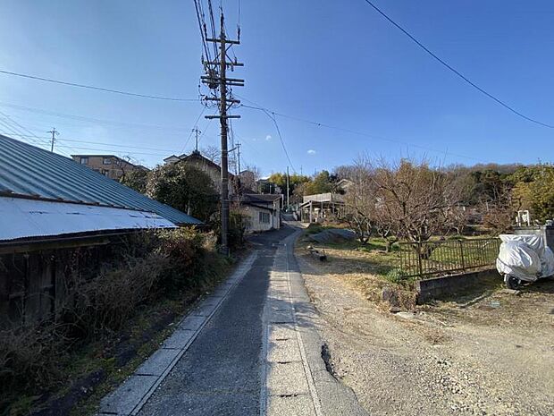             春日井市上野町
  