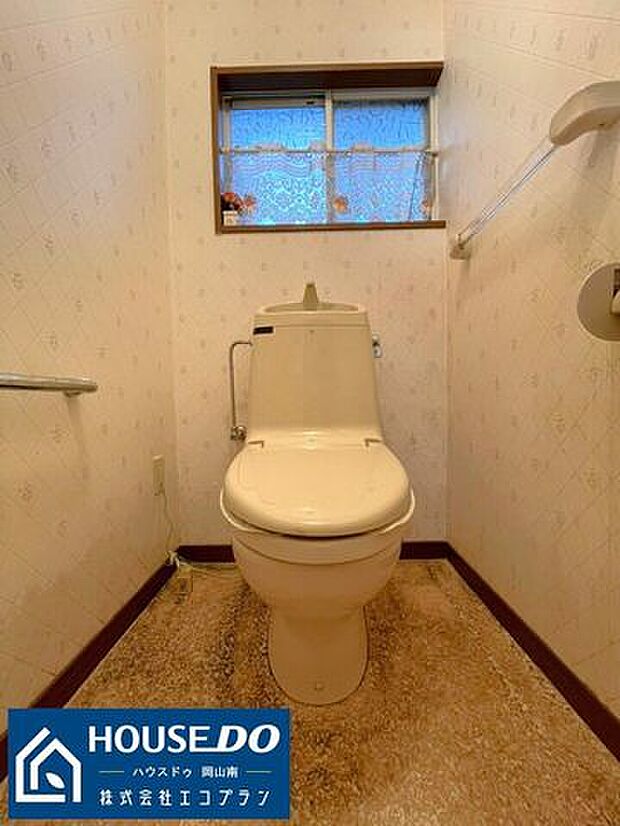 窓付きのトイレは換気が楽になっており、お手入れも楽になりますね！