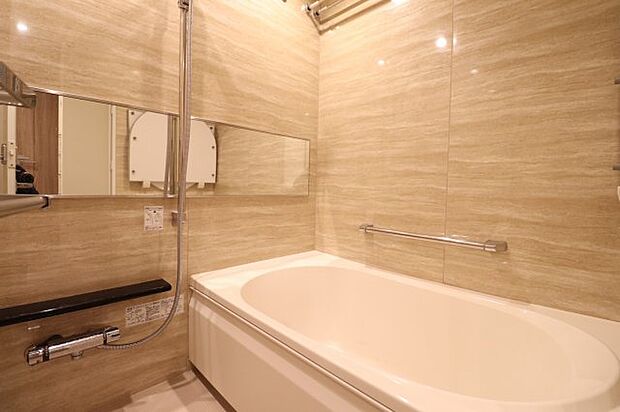 空室時【浴室】1416式の浴室です◎ミストサウナも付いており、ゆったりとお寛ぎ頂けます♪