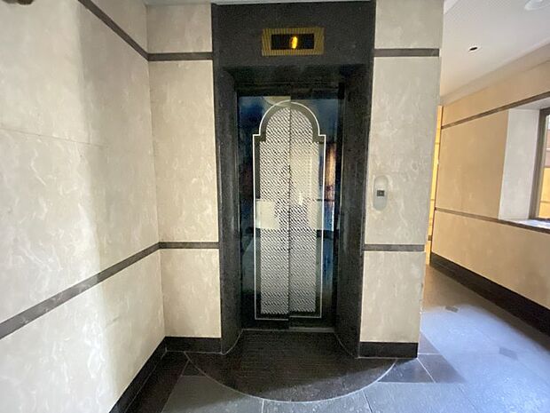 エレベーターもございます！