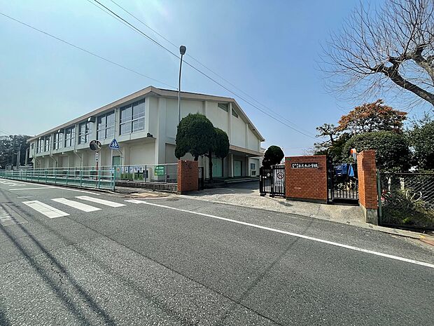 北九州市立永犬丸小学校（1052m）