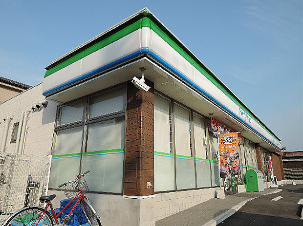 ファミリーマート 小倉東インター前店（693m）