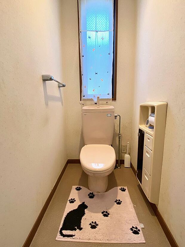 1階と2階にトイレがついているため、生活時間帯に合わせてご利用が可能です。