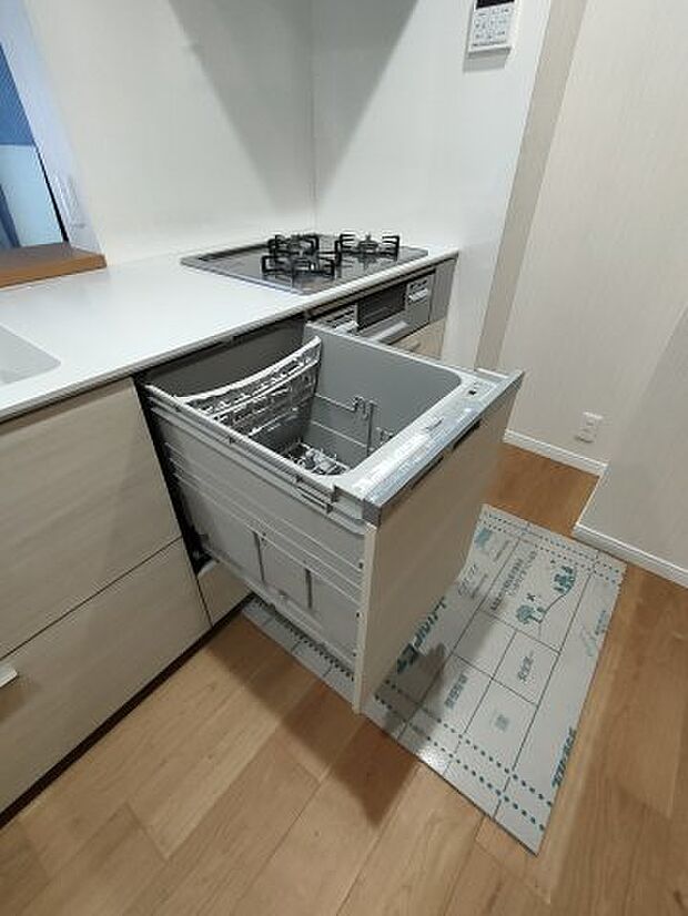 ・食洗機　　後片付けが楽になる食器洗浄乾燥機付き！環境にも手荒れにも優しい、嬉しい設備です。