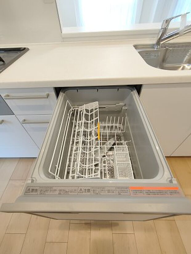 ・食洗機　後片付けが楽になる食器洗浄乾燥機付き！環境にも手荒れにも優しい、嬉しい設備です。