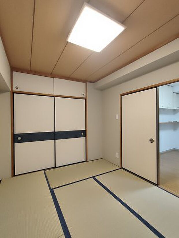 ・和室6帖　　寝室としても使いやすい広さです。