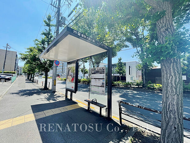 ルミエール葛野大路。駅は阪急とJRが徒歩圏。近くに市バス停（京都駅方面も有）もあって便利です。