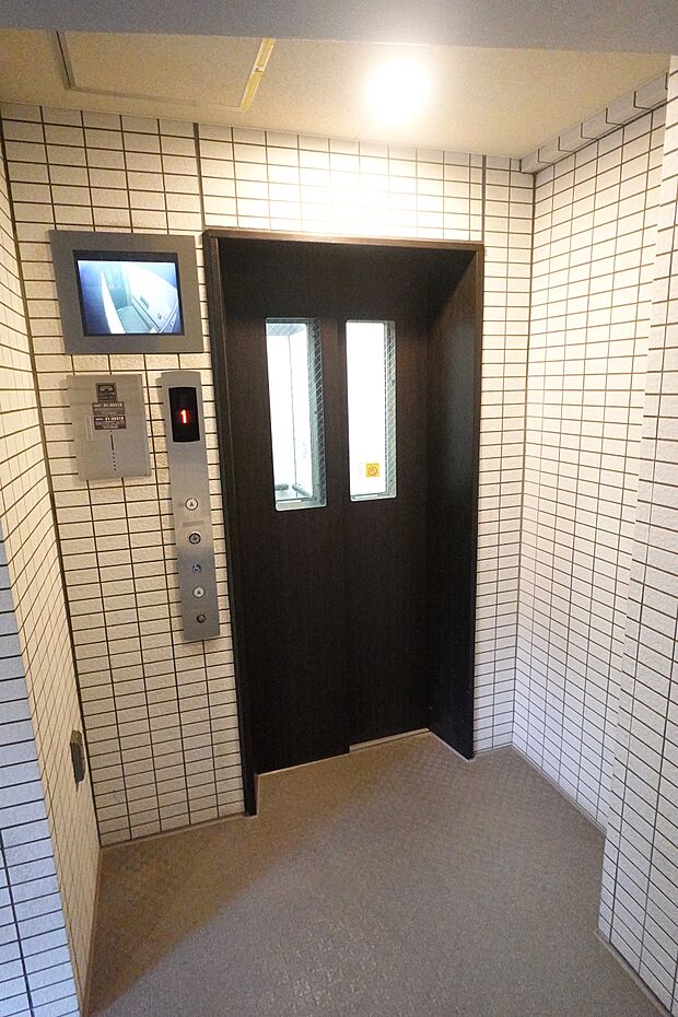 エレベーター　防犯カメラ映像が1階モニターからご覧いただけます