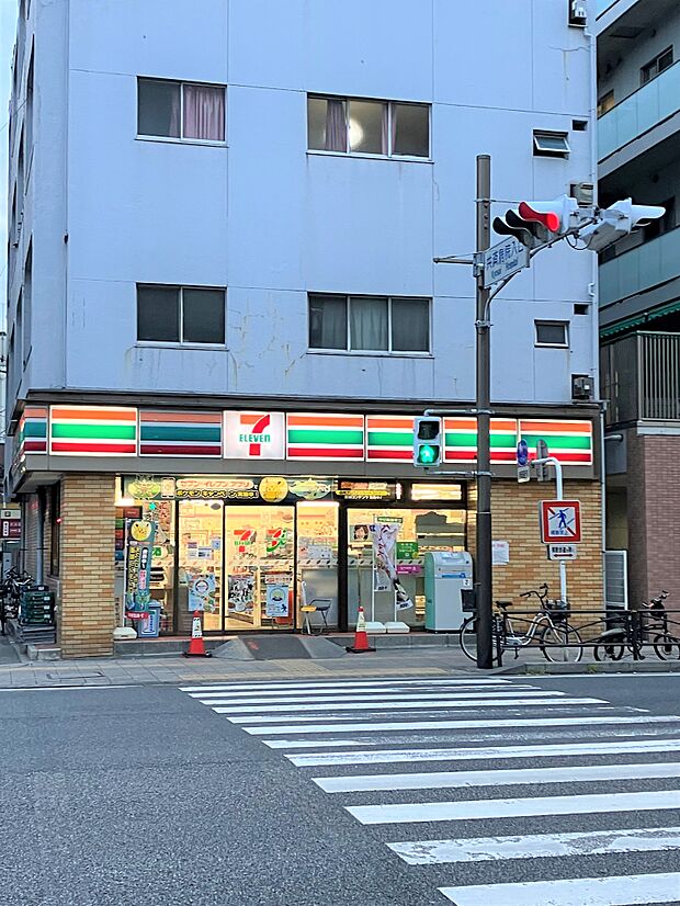 セブンイレブン横須賀米ヶ浜店（160ｍ）