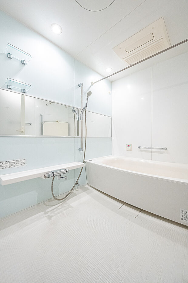 追焚機能・浴室換気乾燥機・ミストサウナ付き1620サイズの浴室
