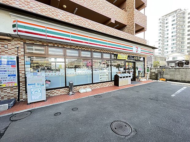 セブンイレブン仙台河原町店へ徒歩2分（150m）