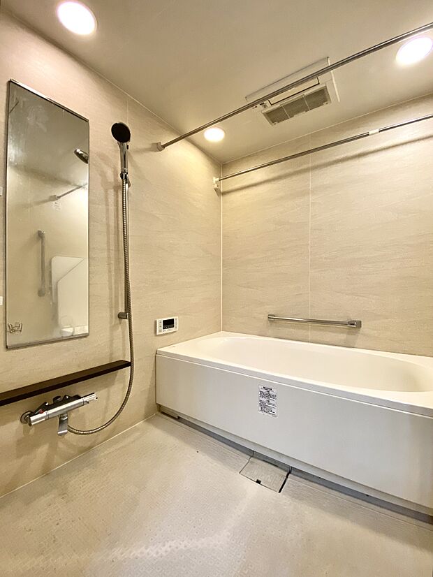 1620サイズ　ミストサウナ・空気清浄機能付きの浴室暖房乾燥機設置