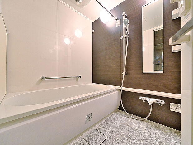 低床型浴槽のユニットバス（サイズ1418）