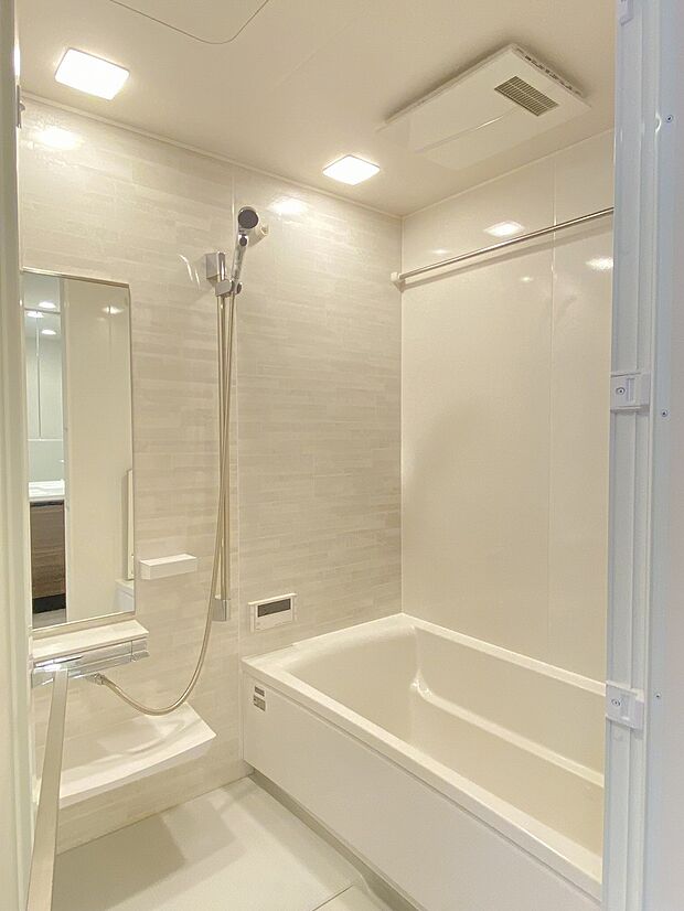 　1418サイズのユニットバス　浴室換気乾燥暖房機付　追焚機能付きオートバス