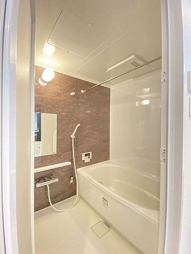 　サイズ1418のユニットバス　浴室換気暖房乾燥機付　