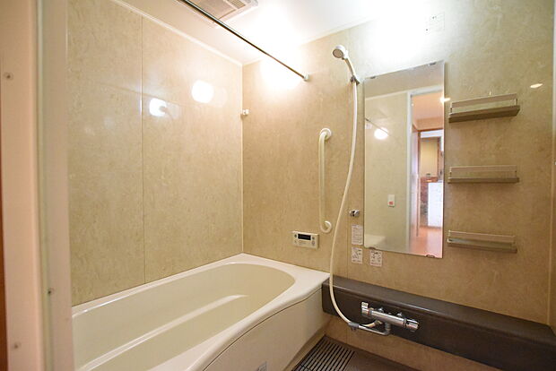 1418サイズの浴室