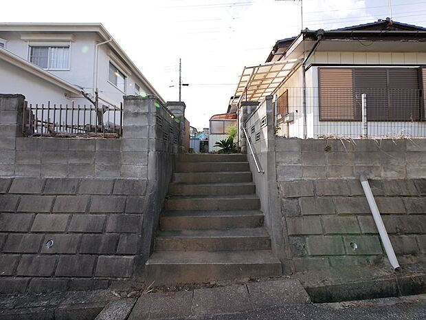 住宅に上がる階段