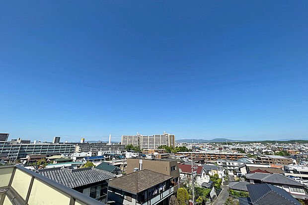 バルコニーからの眺め［2024年4月25日撮影］