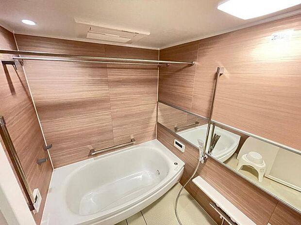 ■浴室　広々とした浴室　浴室乾燥付き