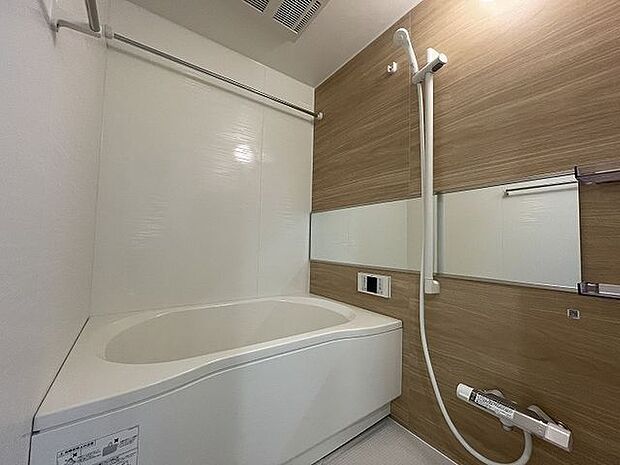 浴室ユニットバス新調いたしました浴室換気乾燥もついております