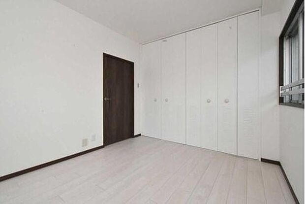 内装・収納が大きく、部屋を広く使うことができます。
